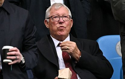 Alex Ferguson, Manchester United-Liverpool maçı öncesi hastaneye kaldırıldı!